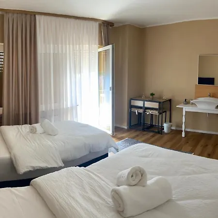 Gasthuis Repeat Racing *